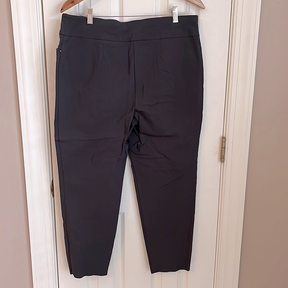 Pants - Picture 3 of 4